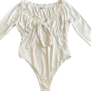 Fashion Nova White Long Sleeve Body Suit/ Blouse Size Small